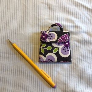 TWO PACK VERA BRADLEY MIRROR AND POCKET BAG